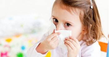 сильная заложенность носа у ребенка чем лечить