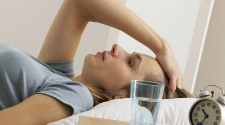 Давящая головная боль: причины, симптомы, диагностика, лечение
