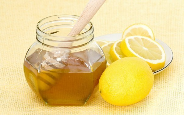 Полоскание горла мед с лимоном