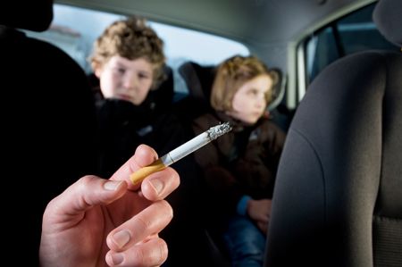 Пассивное курение - неблагоприятный фактор при остаточном кашле у детей