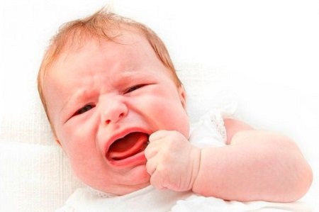 Плач ребенка как фактор, вызывающий сухой кашель