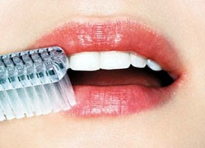 Чтобы улучшить общее состояние губ, необходимо регулярно применять массаж